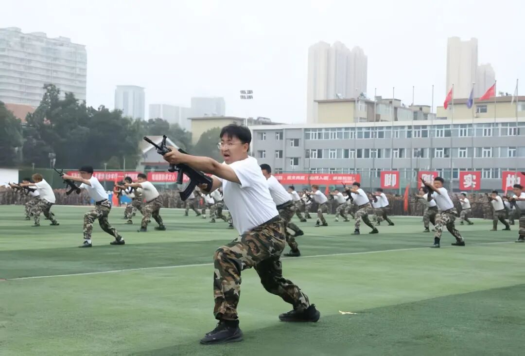 微信图片_20251002202004_364_3.jpg